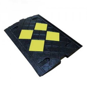 سرعت گیر لاستیکی سایز 35*25 سانتی متر