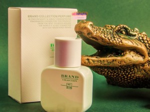 عطر لاگوست سفید برند کالکشن 016