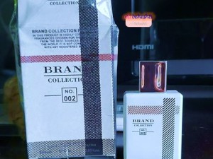 عطر باربری لندن زنانه برند کالکشن 002