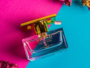 عطر اسکادا اسپشیالی برند کالکشن 041