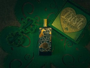 عطر گرمی ممو آیریش لدر