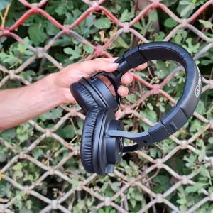 هدفون حرفه‌ ای مانیتورینگ آدیو-تکنیکا مدل ATH-M40x