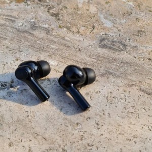 هدفون بیسیم انکر مدل Anker R100 در بروزکالا
