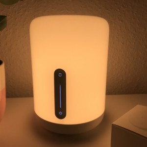 چراغ خواب هوشمند شیائومی  مدل  Xiaomi Mi Bedside Lamp 2 در بروزکالا