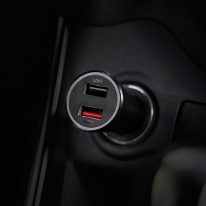 شارژر فندکی شیائومی مدل ZMI AP 821 در بروز کالا