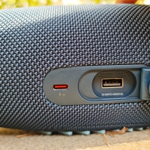 اسپیکر بلوتوثی قابل حمل جی بی ال مدل JBL Charge 5 در بروزکالا