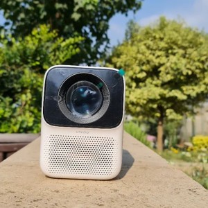پروژکتور قابل حمل شیائومی مدل Wanbo Portable Projector T2 Max در بروزکالا