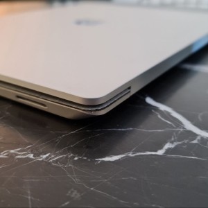کار کرده دیجیتال  مایکروسافت سرفیس لپ تاپ مدل Microsoft surface laptop 1  با 128 گیگابایت  SSD در بروزکالا