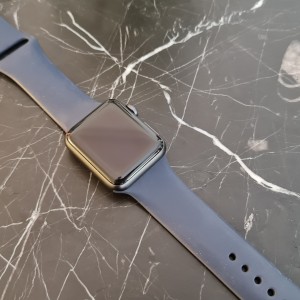 کارکرده دیجیتال ساعت هوشمند اپل سری 3 سایز 38 با بند سیلیکون مدل Apple Watch series 3 space gray aluminum 38 mm در بروزکالا