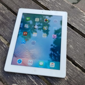 کارکرده دیجیتال آیپد اپل مدل 2  Apple Ipad  در بروز کالا.jpg