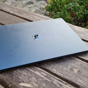 کارکرده دیجیتال  مایکروسافت سرفیس لپ تاپ Microsoft surface laptop 1 / 128G SSD/ intel / 8GB / Core i5  7200U در بروزکالا