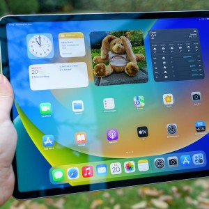 آیپد پرو 12.9 اینچ IPad PRO 2022  ظرفیت 512 گیگ  در بروزکالا
