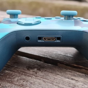دسته بازی ایکس باکس مایکروسافت مدل Microsoft Xbox Series X|S Mineral Camoدر بروزکالا