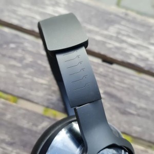 هدفون  جی بی ال مدل JBL Quantum 200 در بروزکالا