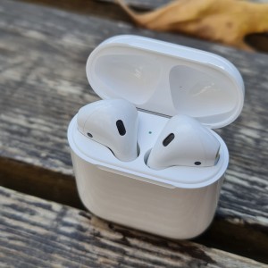 کارکرده دیجیتال هدفون بی‌ سیم اپل مدل Apple AirPods New Generation در بروزکالا