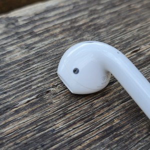 کارکرده دیجیتال هدفون بی‌ سیم اپل مدل Apple AirPods New Generation در بروزکالا