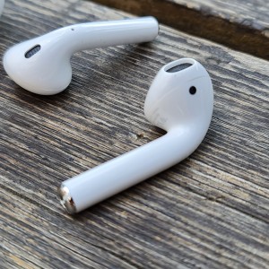 کارکرده دیجیتال هدفون بی‌ سیم اپل مدل Apple AirPods New Generation در بروزکالا