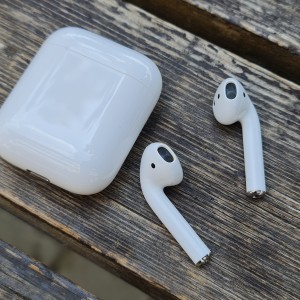 کارکرده دیجیتال هدفون بی‌ سیم اپل مدل Apple AirPods New Generation در بروزکالا
