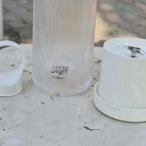 مخلوط کن قابل حمل شیائومی مدل  Xiaomi Fresh juice 450ml در بروزکالا