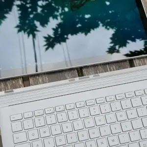 کارکرده دیجیتال مایکروسافت سرفیس بوک  Microsoft Surface book 1 / 256g ssd / Core i5 6300U / 8GB در بروزکالا