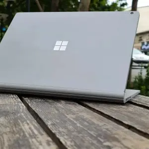 کارکرده دیجیتال مایکروسافت سرفیس بوک  Microsoft Surface book 1 / 256g ssd / Core i5 6300U / 8GB در بروزکالا