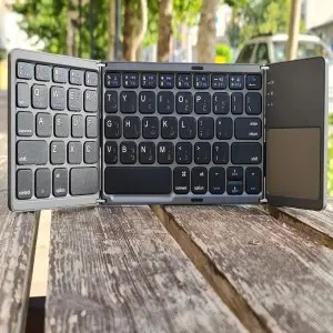 کیبورد وماوس بیسیم  Foldable keyboard with touchpad در بروزکالا