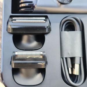 ماشین اصلاح سر و صورت شیائومی مدل Xiaomi Grooming Kit Pro