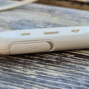 ایرفون بلوتوثی دورگردنی سونی مدل Sony WI-C310 در بروزکالا