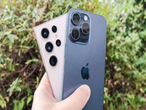 رقابت بین iPhone 15 Pro Max و Samsung Galaxy S23 Ultra (مطلب)