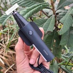 ریش تراش شارژی شیائومی مدل Xiaomi Uniblade Trimmer X300 در بروزکالا