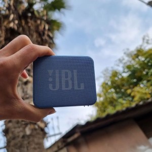 اسپیکر بلوتوثی قابل حمل جی بی ال مدل JBL Go Essential در بروزکالا