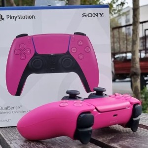 دسته بازی پلی استیشن 5 سونی مدل SONY CFI-ZCT1  nova pink در بروزکالا