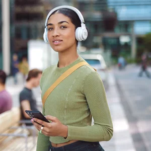 هدست جی بی ال مدل JBL Tour One M2  در بروزکالا