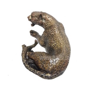 مجسمه یوزپلنگ برنزی