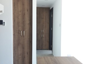 آپارتمان یک خوابه  مبله در  مرکز شهر گیرنه