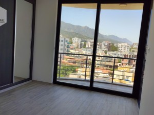 آپارتمان دو خوابه در گیرنه