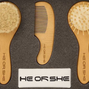 ست شانه و برس چوبی هی اور شی Heorshe