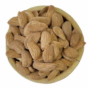 مغز بادام خام