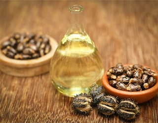 روغن کرچک برای ماسک مناسب لیفت ابرو 