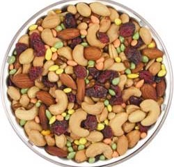 آجيل بخوريد تا از چربي‌ شکم خلاص شويد