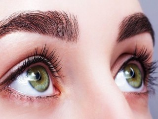 ترفندهای ساده برای پرپشت کردن مو و ابروها