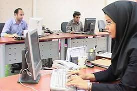 کارمندان زن بیشتر آسیب می بینند!