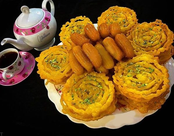 طرز تهیه زولبیا و بامیه در منزل