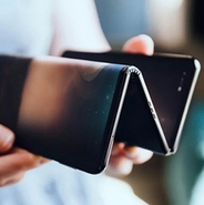 تصاویر پروتوتایپ گوشی منعطف TCL با قابلیت سه بار تا زدن منتشر شد (مطلب)