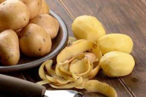 پوست سیب زمینی را دور نیاندازید! (مطلب)