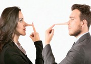 چرا همسرم پینوکیو است؟