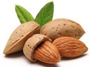 فواید بادام برای پوست