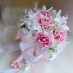 دسته گل زیبا رنگی عروس