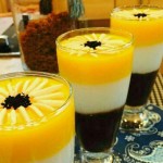 آموزش طرز تهیه فرنی رنگی خوشمزه ویژه افطار
