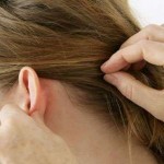بررسی عوامل سردرد پشت گوش و روش‌های درمان آن